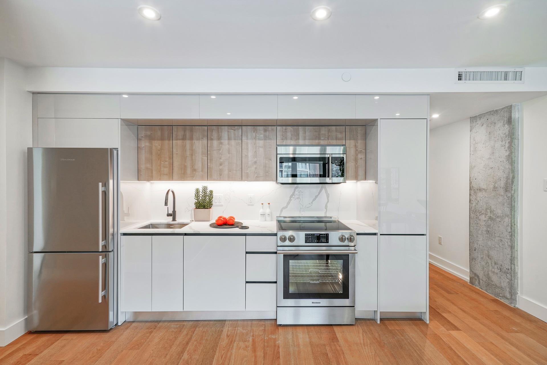 Navano 1 bedroom flat palazzo kitchen